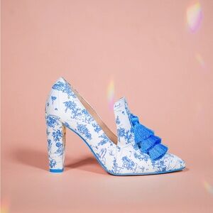 She is Cheval: Lady Antoinette's Treasure Hunt